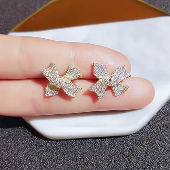 Модерен пълен crystal Bling 5A Циркон Диаманти, Скъпоценни Камъни Лък Обеци-карамфил за Жени 18-каратово златно попълване на Бижута Ins Аксесоари