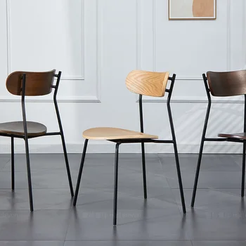 Модерни прости железни трапезни столове, кафенета ретро стол с облегалка, модерен прост скандинавски стола от орехово дърво, Столове за трапезария